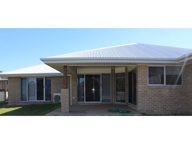6 GREEN AVENUE, Branyan QLD 4670