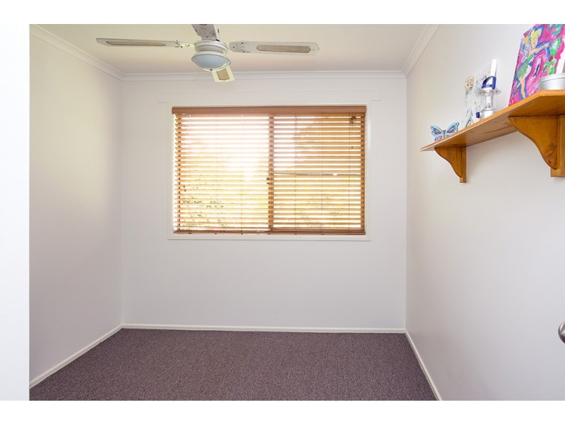 39 Wave Street, Burnett Heads QLD 4670