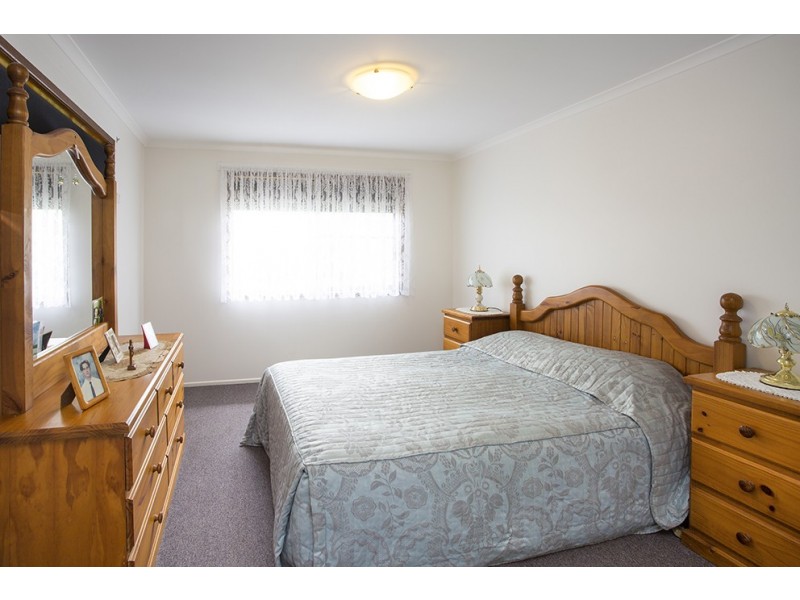 39 Wave Street, Burnett Heads QLD 4670