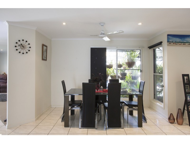 7 Hillcrest Court, Bargara QLD 4670