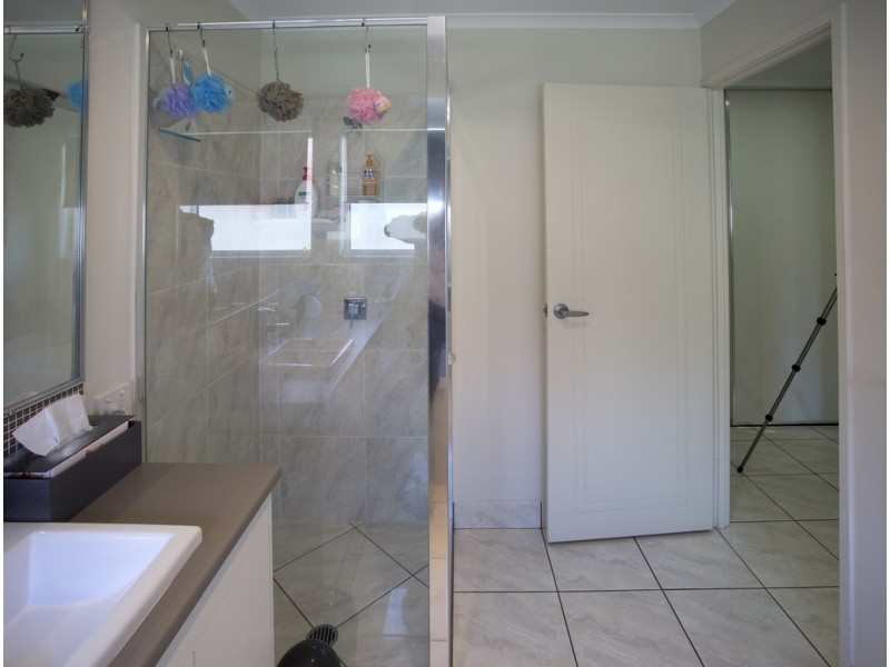 7 Hillcrest Court, Bargara QLD 4670