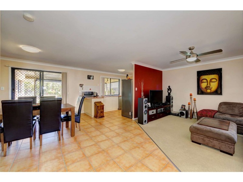 71 Searle Street, Thabeban QLD 4670