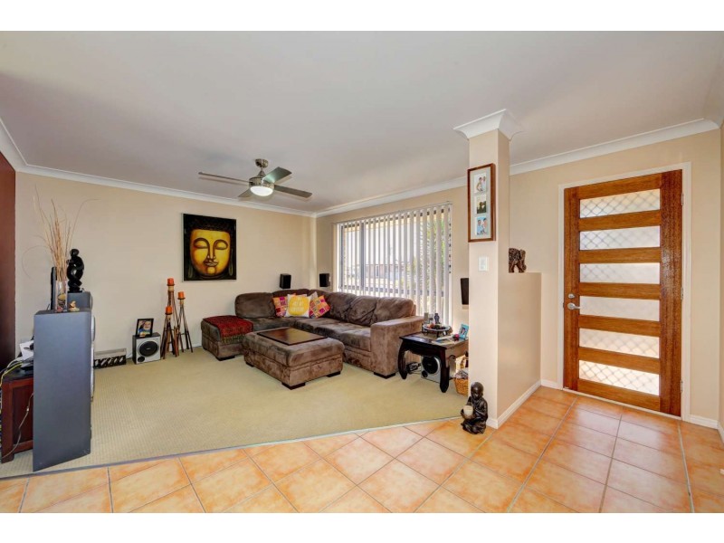71 Searle Street, Thabeban QLD 4670