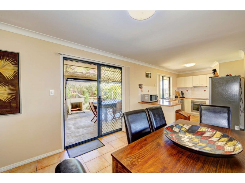 71 Searle Street, Thabeban QLD 4670