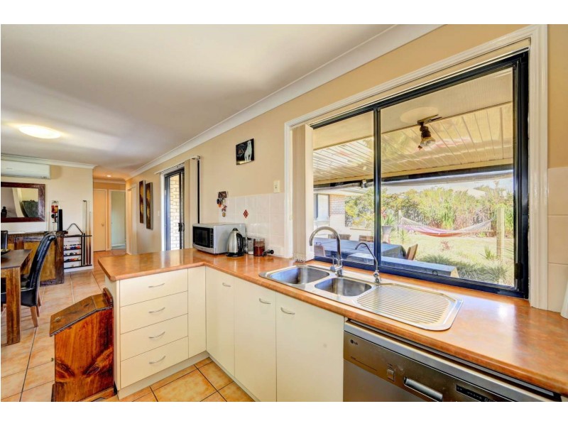 71 Searle Street, Thabeban QLD 4670