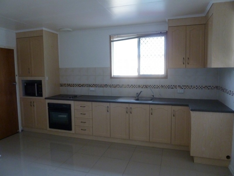 1A Donald Street, Bundaberg North QLD 4670