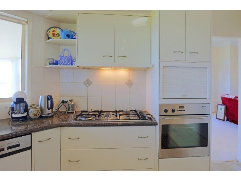 2 Sea Esplanade, Elliott Heads QLD 4670