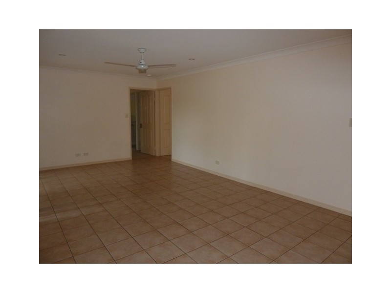 7 Bay Court, Bargara QLD 4670