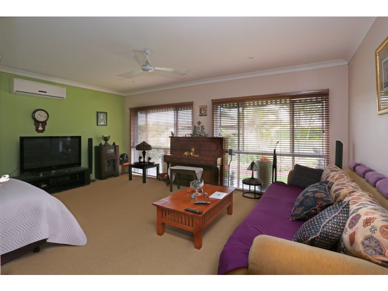 29 Spinnaker Boulevard, Innes Park QLD 4670