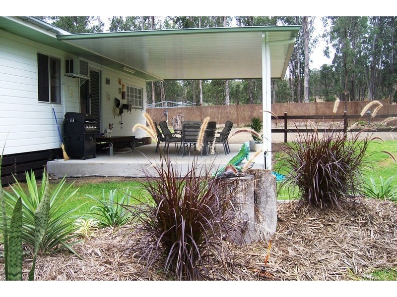 9  Cemetery Road, Murphys Creek QLD 4352