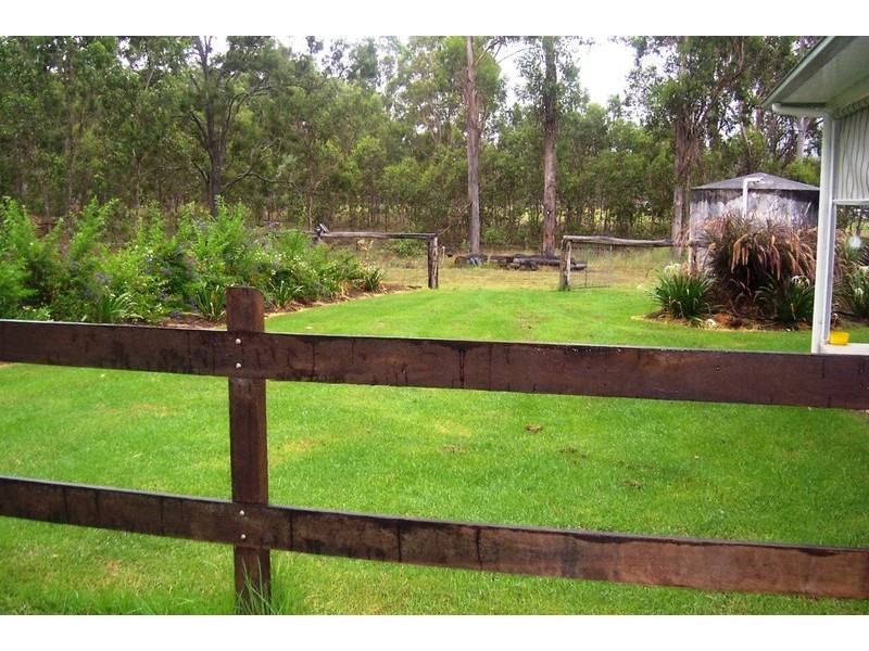 9  Cemetery Road, Murphys Creek QLD 4352