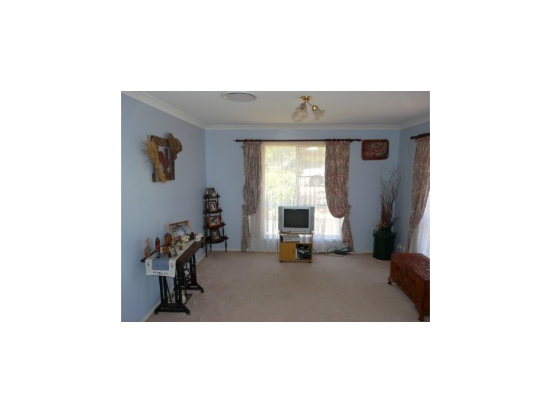 1 Westfield Drive, Westbrook QLD 4350