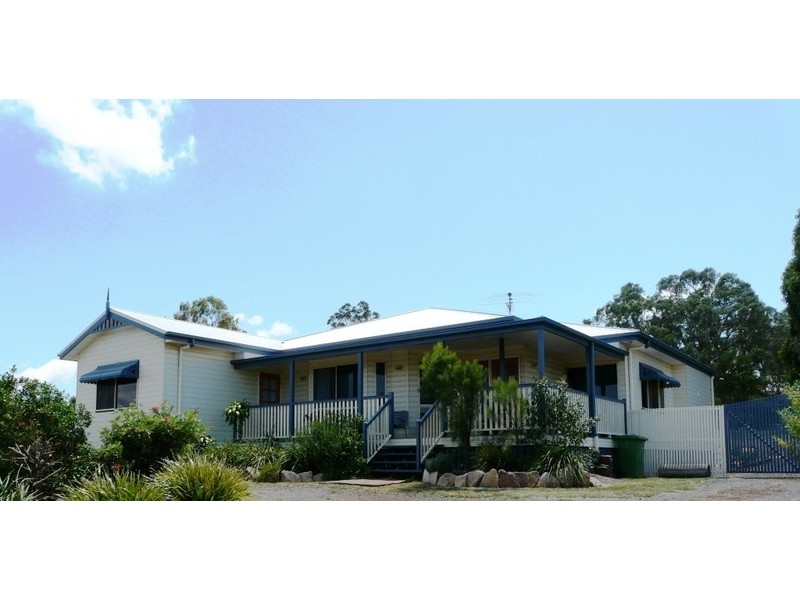 16 Belclaire Drive, Westbrook QLD 4350
