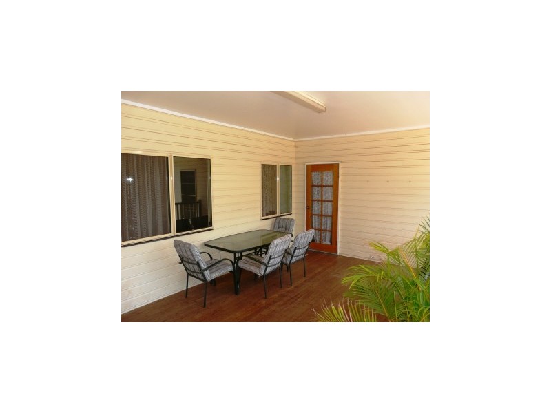 16 Belclaire Drive, Westbrook QLD 4350
