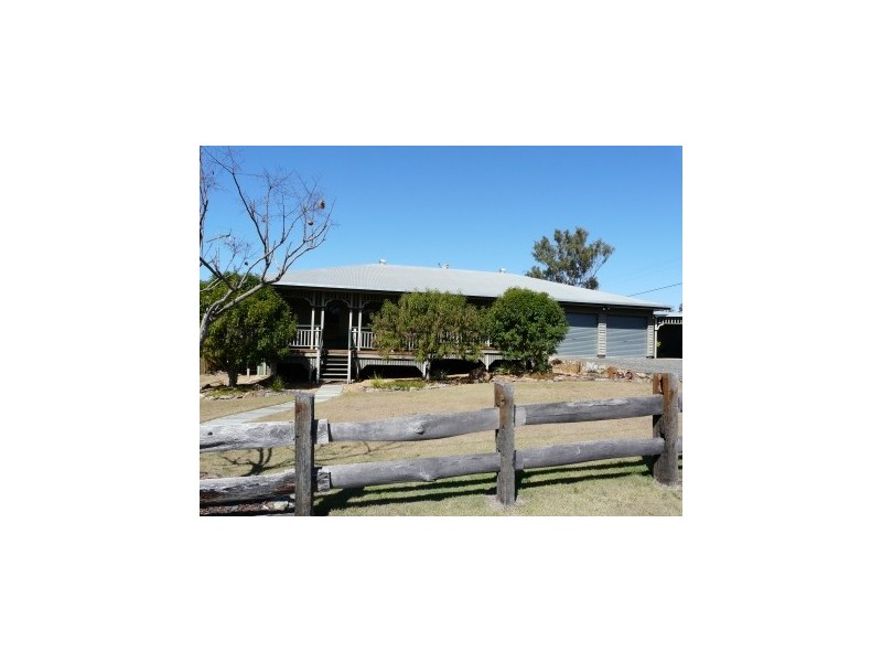 13 Woden Street, Murphys Creek QLD 4352