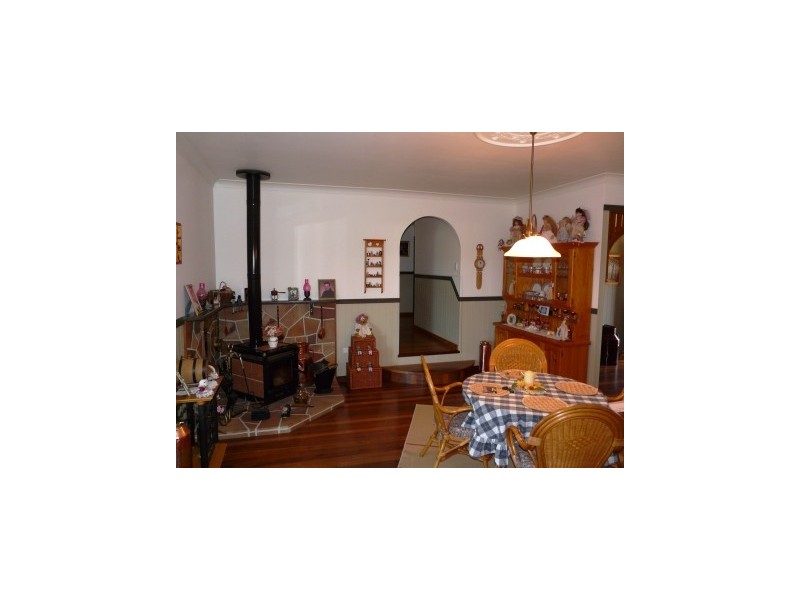 13 Woden Street, Murphys Creek QLD 4352