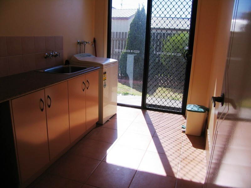 17 Kirralee Crt, Westbrook QLD 4350