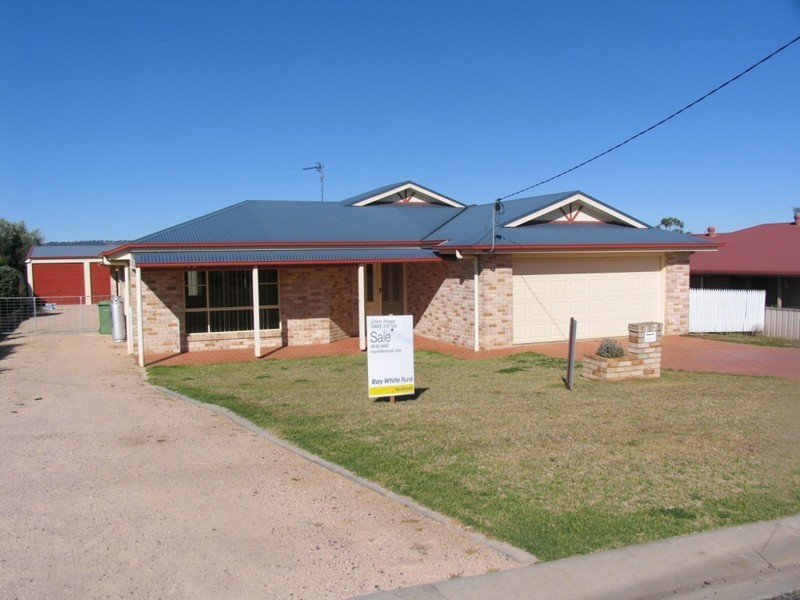 17 Crockers Road, Westbrook QLD 4350