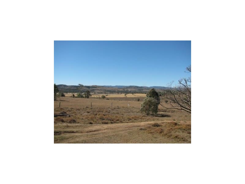 726 Malling Boundary Rd, Maclagan QLD 4352