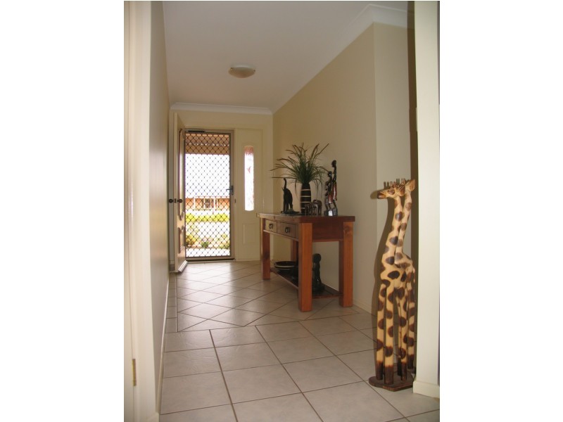 15 Kirralee Crt, Westbrook QLD 4350