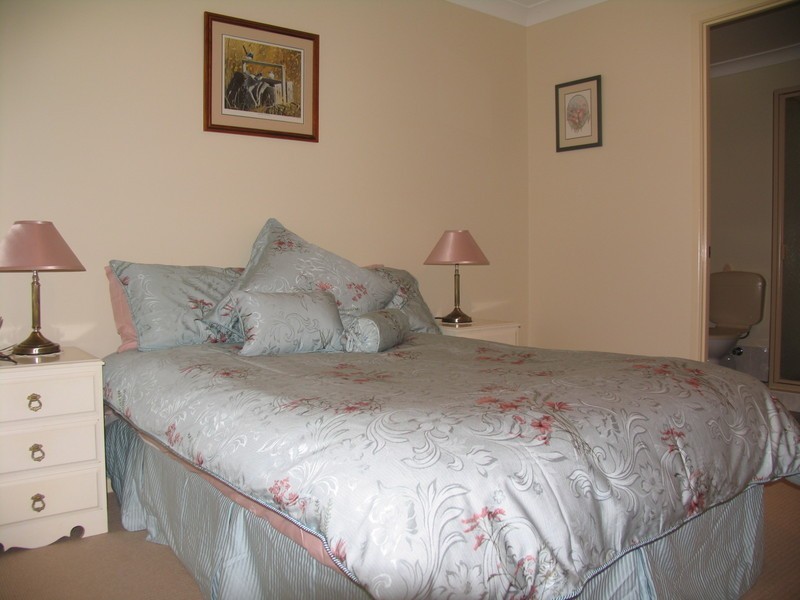 15 Kirralee Crt, Westbrook QLD 4350