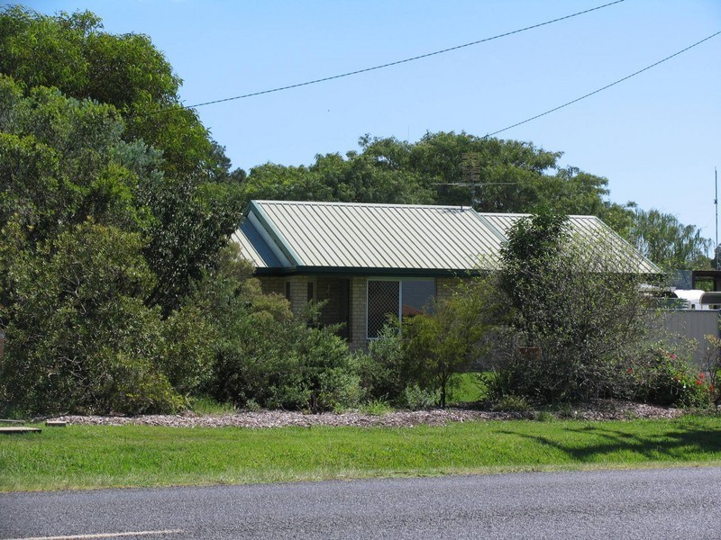 103 Main Street, Westbrook QLD 4350