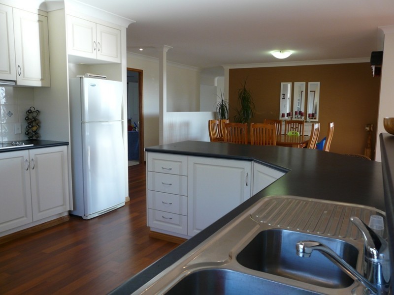 8 GRAHAM DRIVE, VALE VIEW, Toowoomba QLD 4350