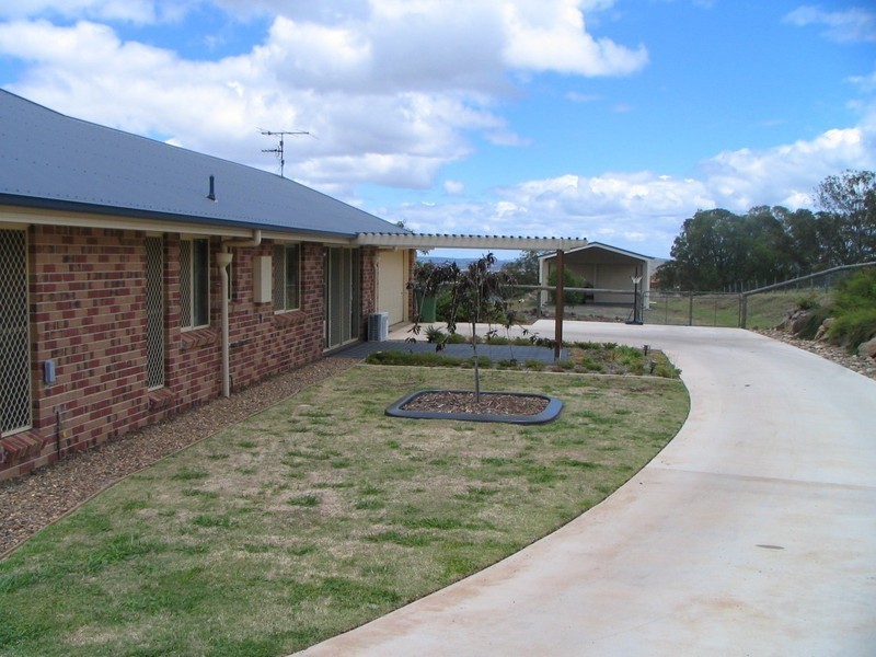 8 GRAHAM DRIVE, VALE VIEW, Toowoomba QLD 4350