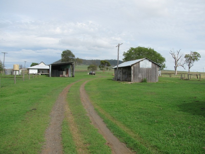 387 Greenmount Hirstvale Rd, Ascot QLD 4359