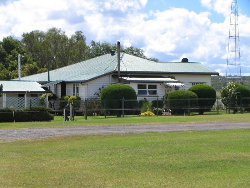 11985 Warrego Highway, Oakey QLD 4401