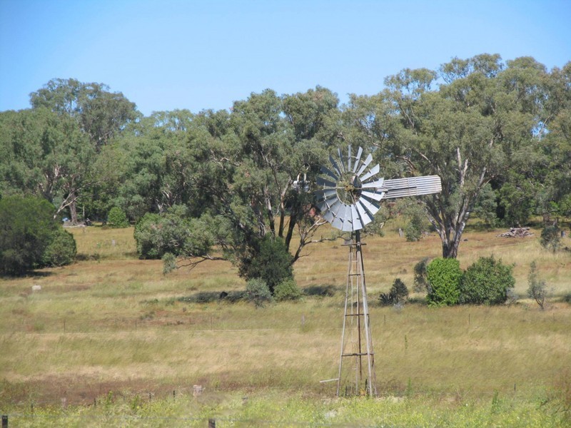 230 Drews Rd, Westbrook QLD 4350