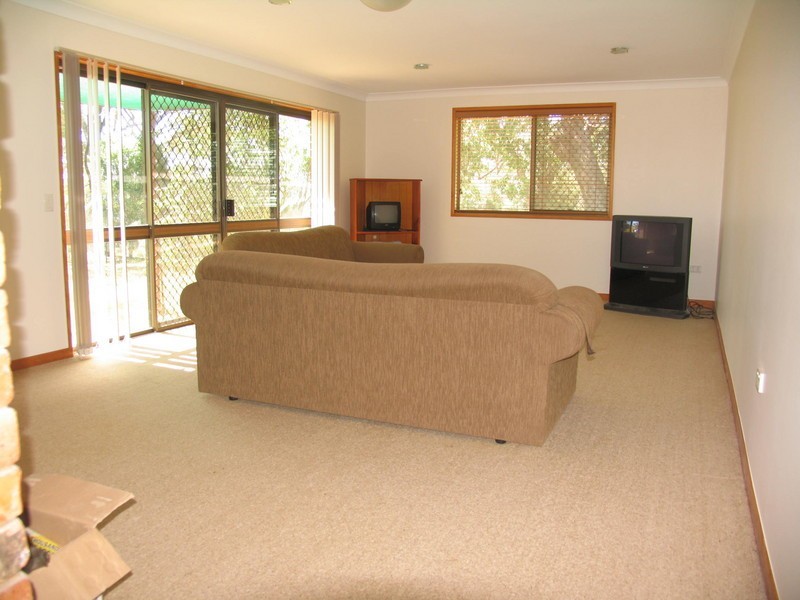 230 Drews Rd, Westbrook QLD 4350