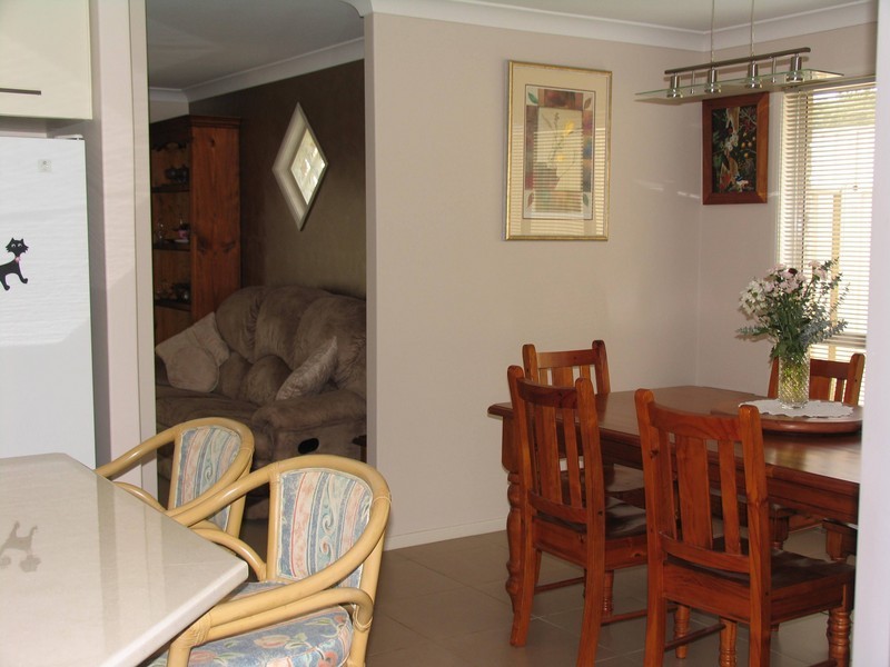 1 Schaefer Crt, Westbrook QLD 4350