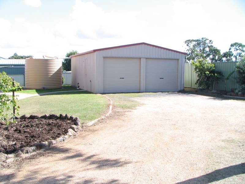 19 HANDLEY DRIVE, Westbrook QLD 4350