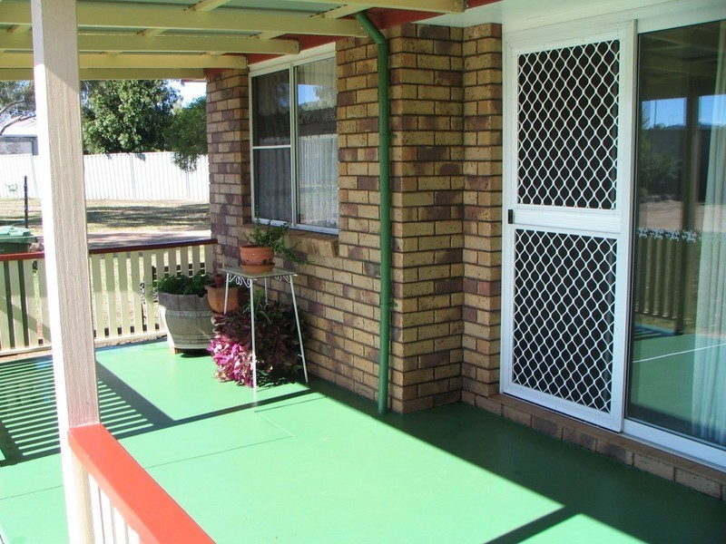 19 HANDLEY DRIVE, Westbrook QLD 4350