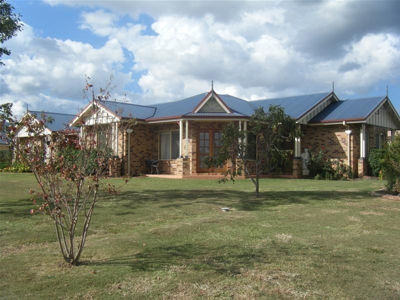 2 Jacob Court, Westbrook QLD 4350