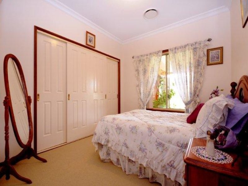 2 Jacob Court, Westbrook QLD 4350