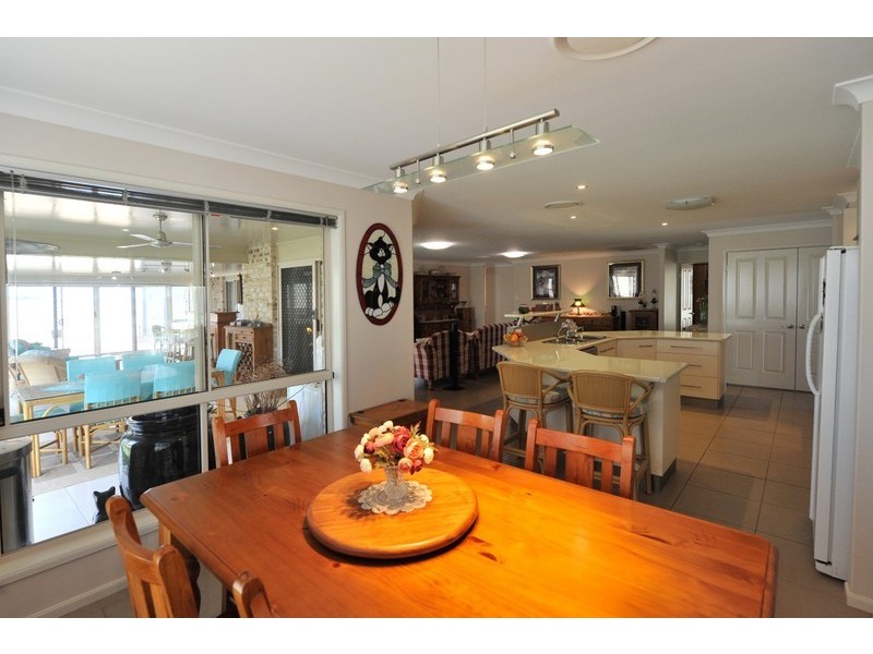 1 Schaefer Crt, Westbrook QLD 4350