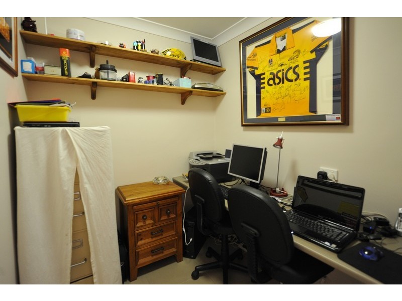 1 Schaefer Crt, Westbrook QLD 4350