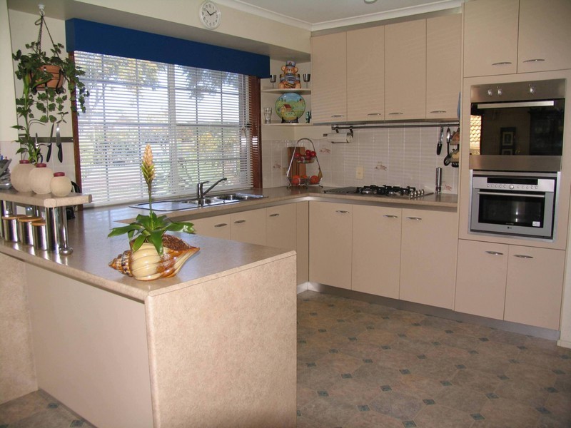 6 Luxford Street, Kearneys Spring QLD 4350