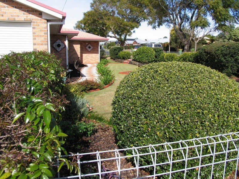 6 Luxford Street, Kearneys Spring QLD 4350