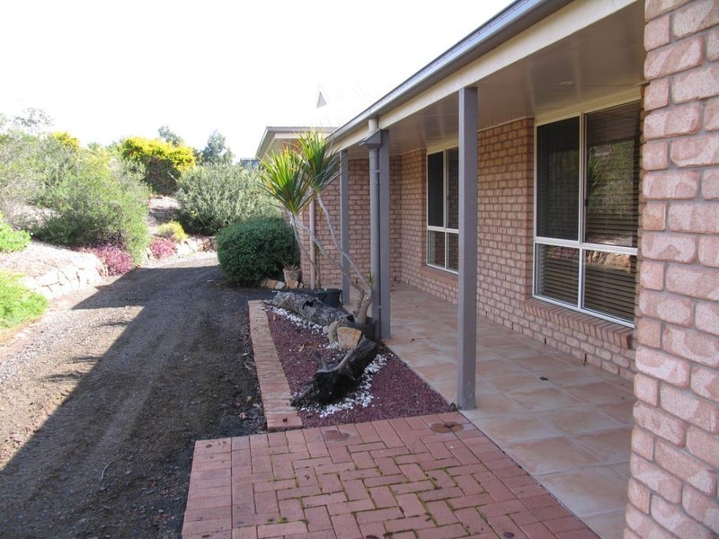 30 Freyling Road, Hodgson Vale QLD 4352