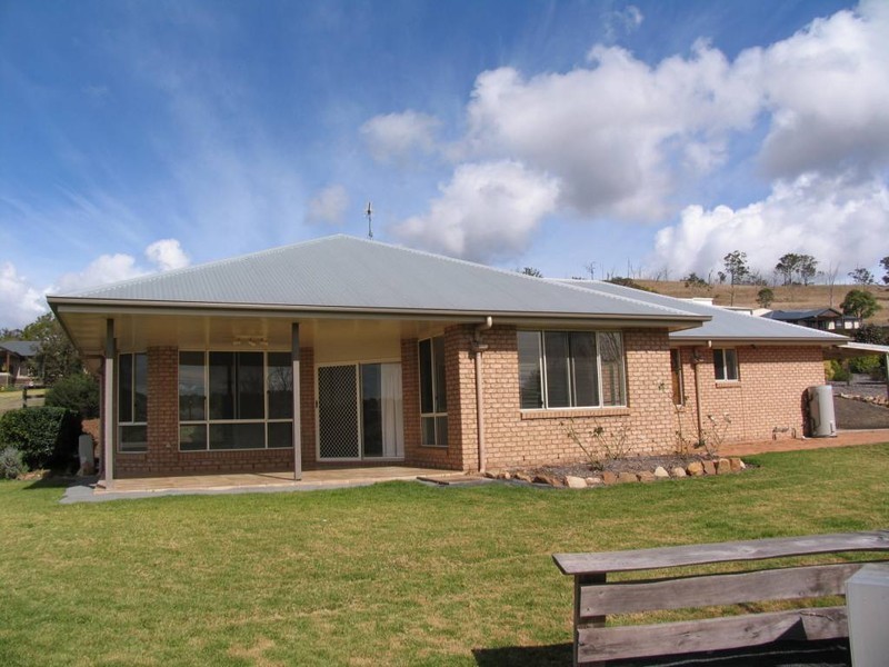 30 Freyling Road, Hodgson Vale QLD 4352