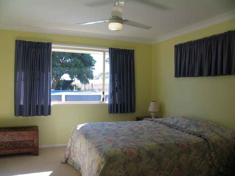 52 Westfield Dr, Westbrook QLD 4350