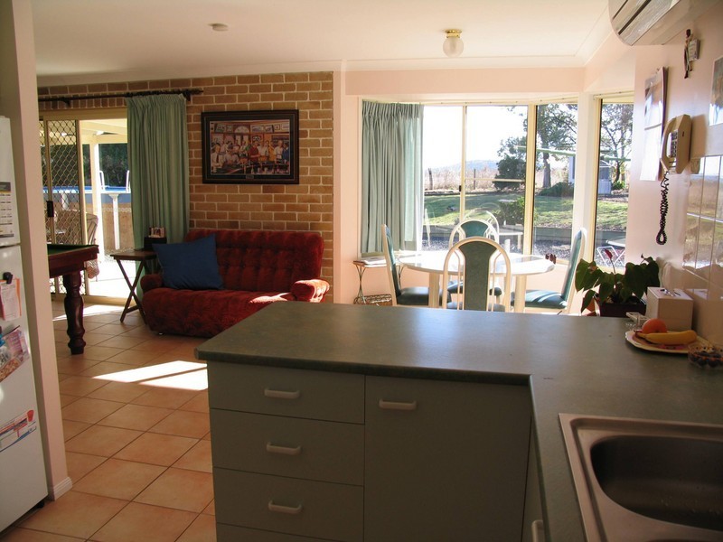 52 Westfield Dr, Westbrook QLD 4350