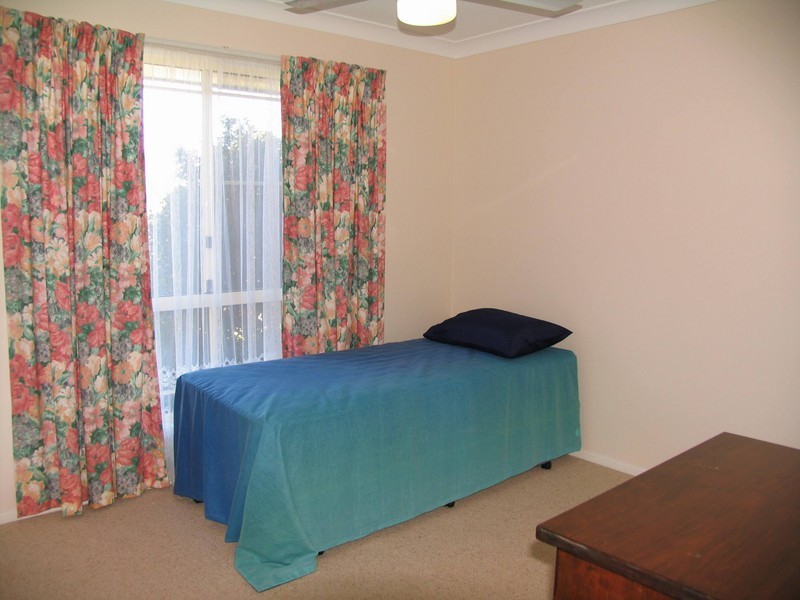 52 Westfield Dr, Westbrook QLD 4350