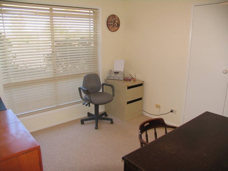 52 Westfield Dr, Westbrook QLD 4350