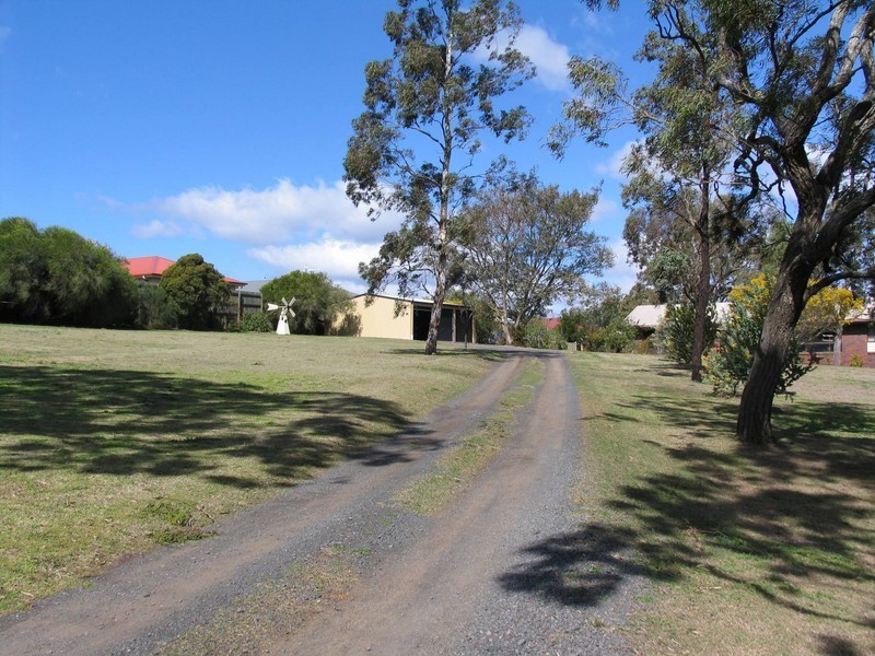 164 Glenvale Rd, Glenvale QLD 4350