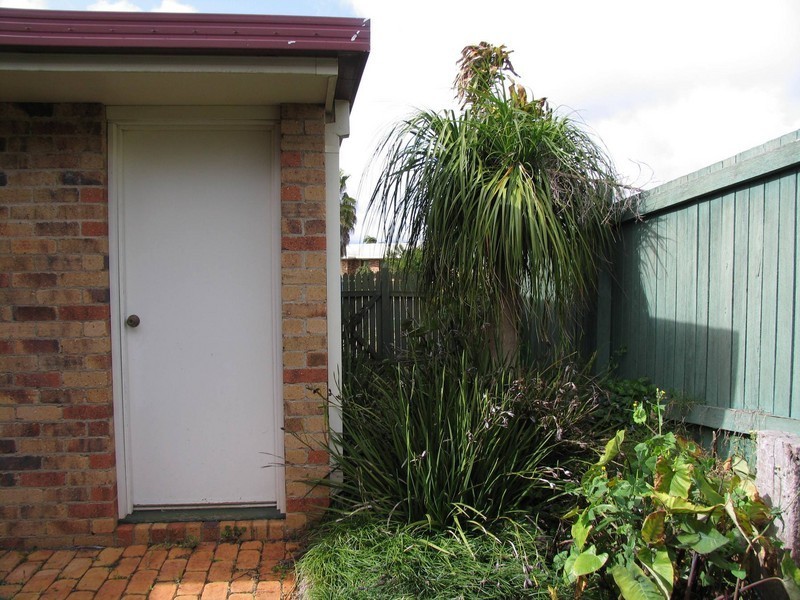 25 Danica Crt, Kearneys Spring QLD 4350