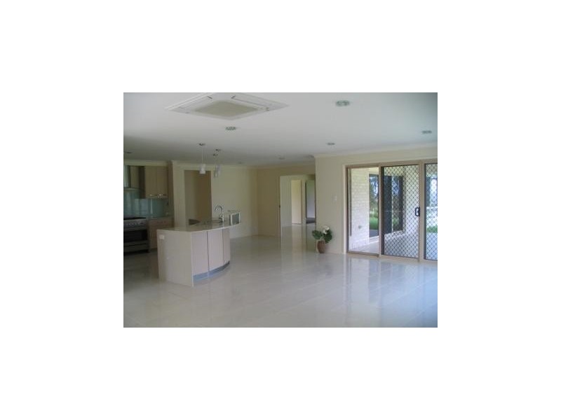 3 HAMILTON DRIVE, VALE VIEW, Toowoomba QLD 4350